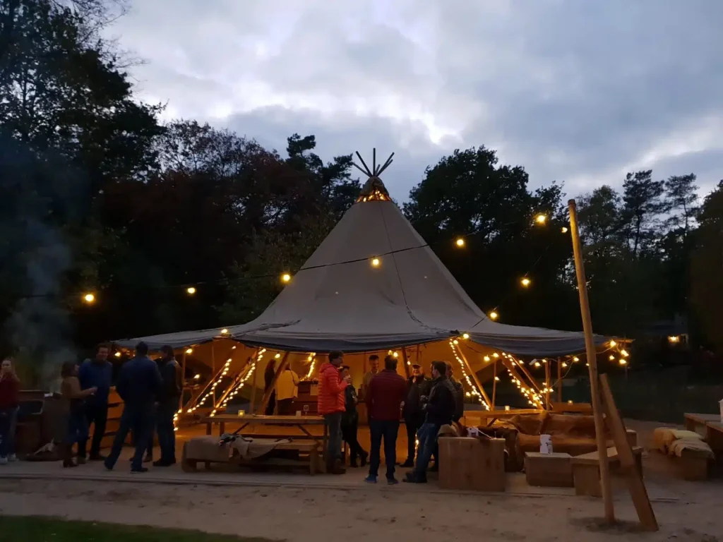 Tente de luxe : vivre la nature avec élégance et confort